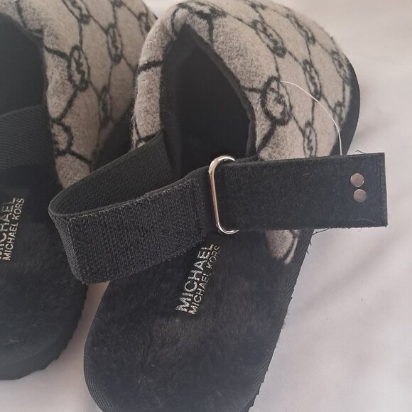 Michael Kors MK Logo Fuzzy slip on  Comfy Fur Lined Slippers .BNWT - Picture 6 of 9